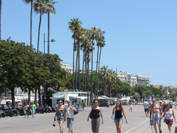 Cannes vanuit Monaco